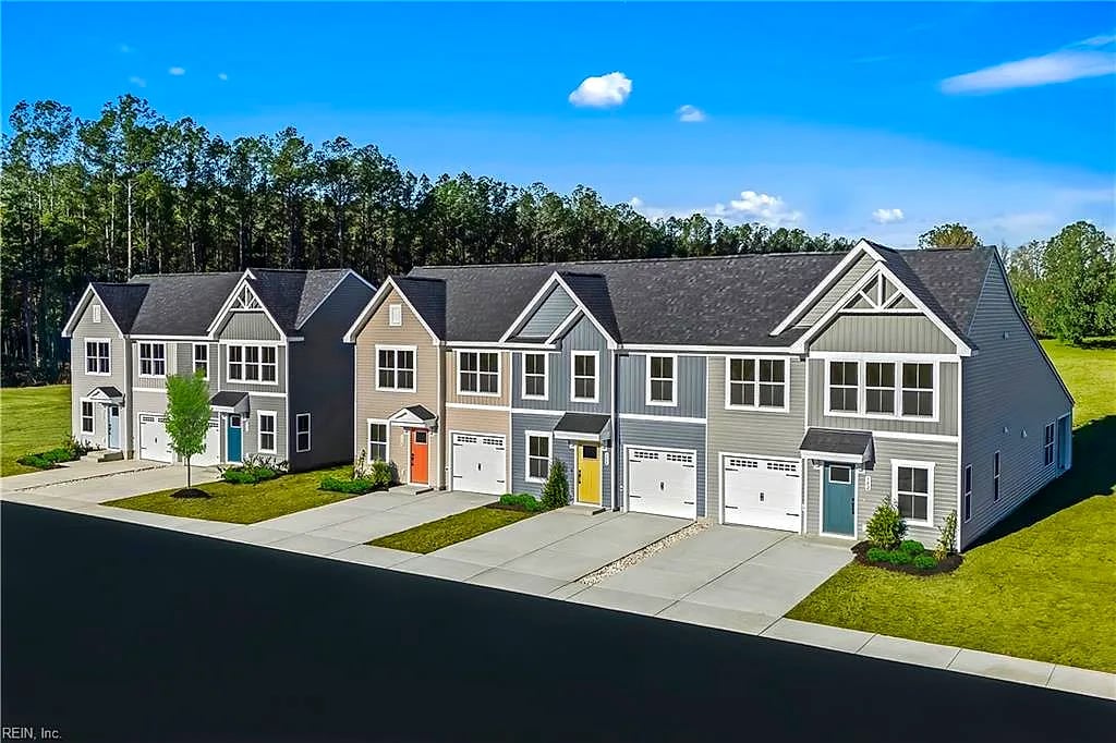 5018 Winding CRK #3C, Williamsburg — 3 bed Residential, 1,628 sqft