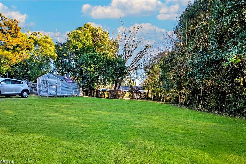 54 Harris Rd RD, PORTSMOUTH VA 23702