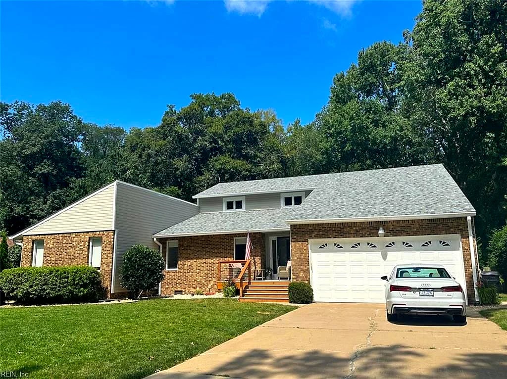 1060 Commodore DR, VIRGINIA BEACH VA 23454