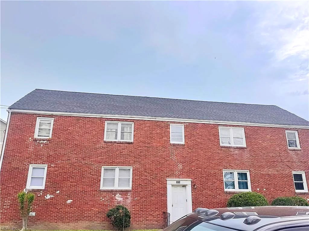 1874 Kingston AVE, NORFOLK VA 23503