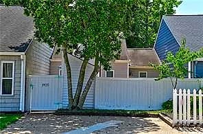 1403 Gannet RN, VIRGINIA BEACH VA 23451