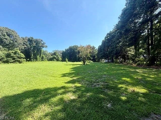 66 Salt Pond RD, HAMPTON VA 23664