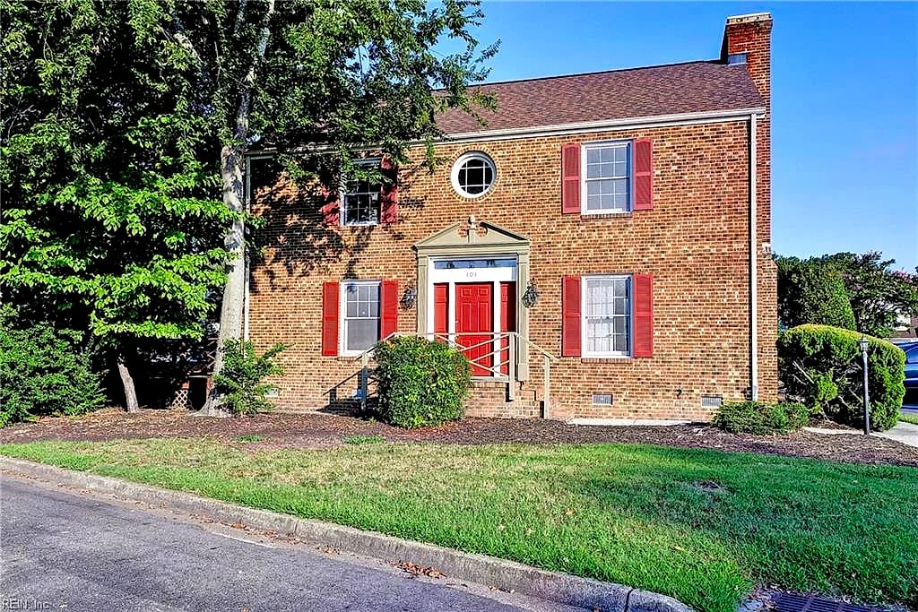 101 Burnt Bridge WAY, YORKTOWN VA 23692