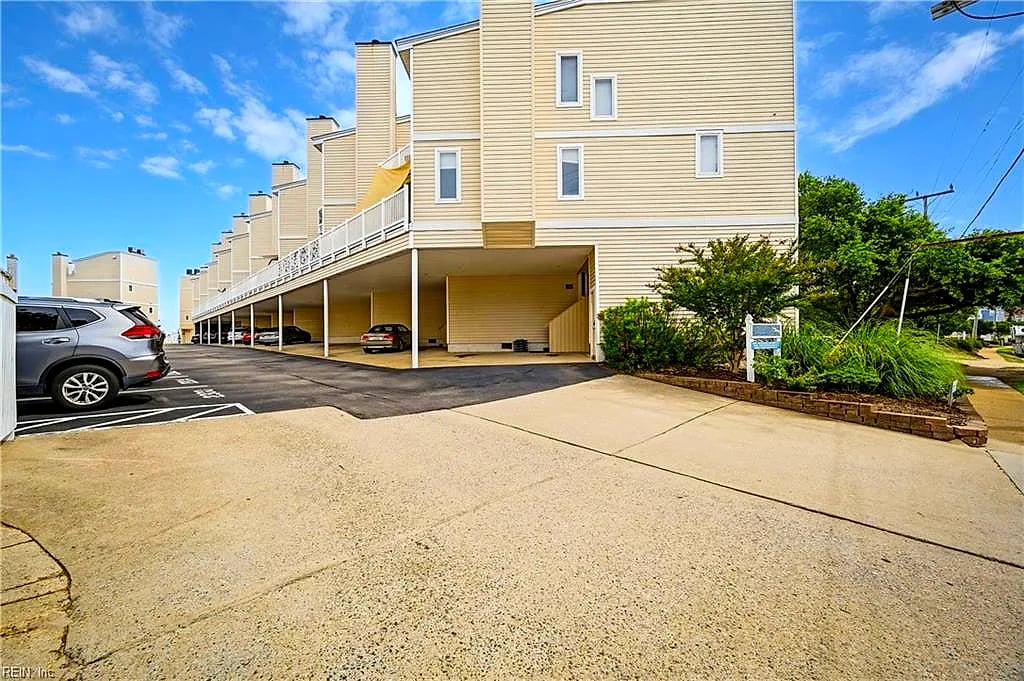 2328 Bays Edge AVE, VIRGINIA BEACH VA 23451