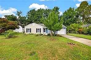17 Stoneybrook LN, NEWPORT NEWS VA 23608