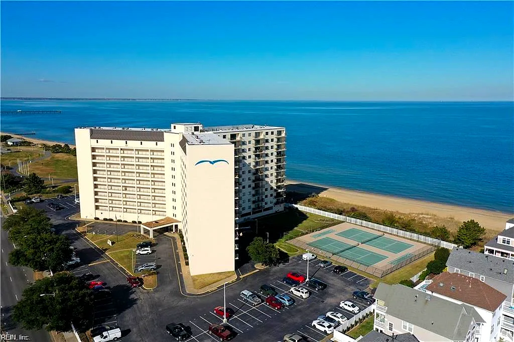 100 E Ocean View AVE #912, NORFOLK VA 23503