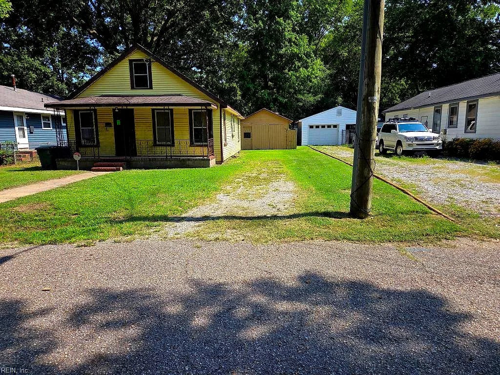 21 Parker AVE, NEWPORT NEWS VA 23606