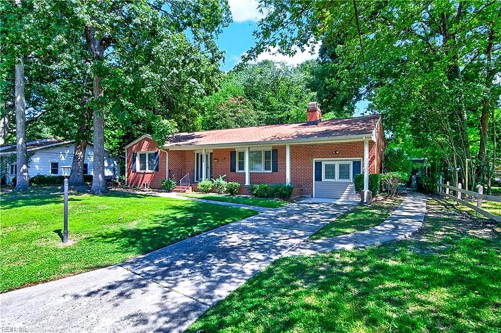 288 Sanlin DR, NEWPORT NEWS VA 23602