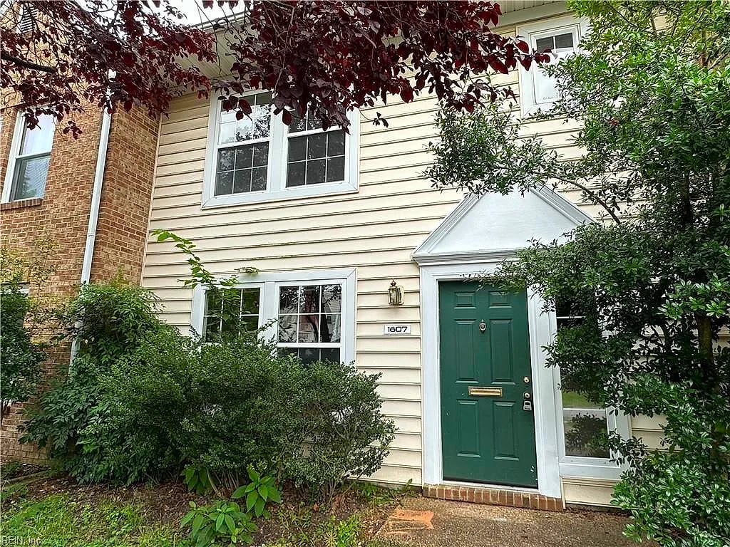 1607 Helena AVE, NORFOLK VA 23505