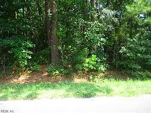 00 Guinea RD, HAYES VA 23072