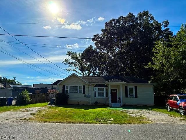 556 Bellwood RD #A, Newport News — Multi Family Residential, 1,000 sqft