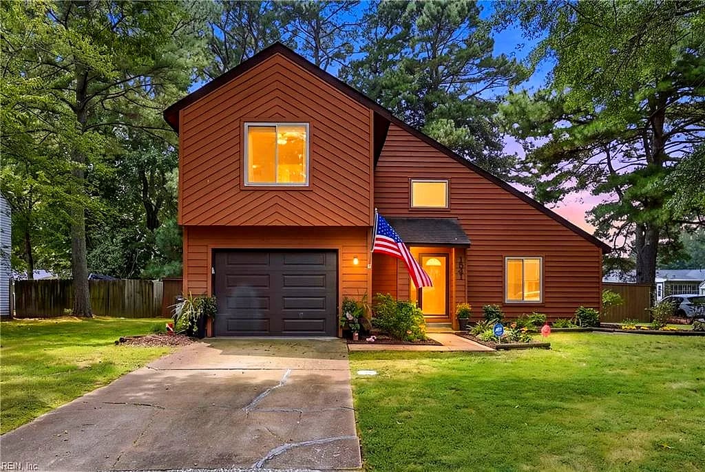 1541 Beachview DR, VIRGINIA BEACH VA 23464