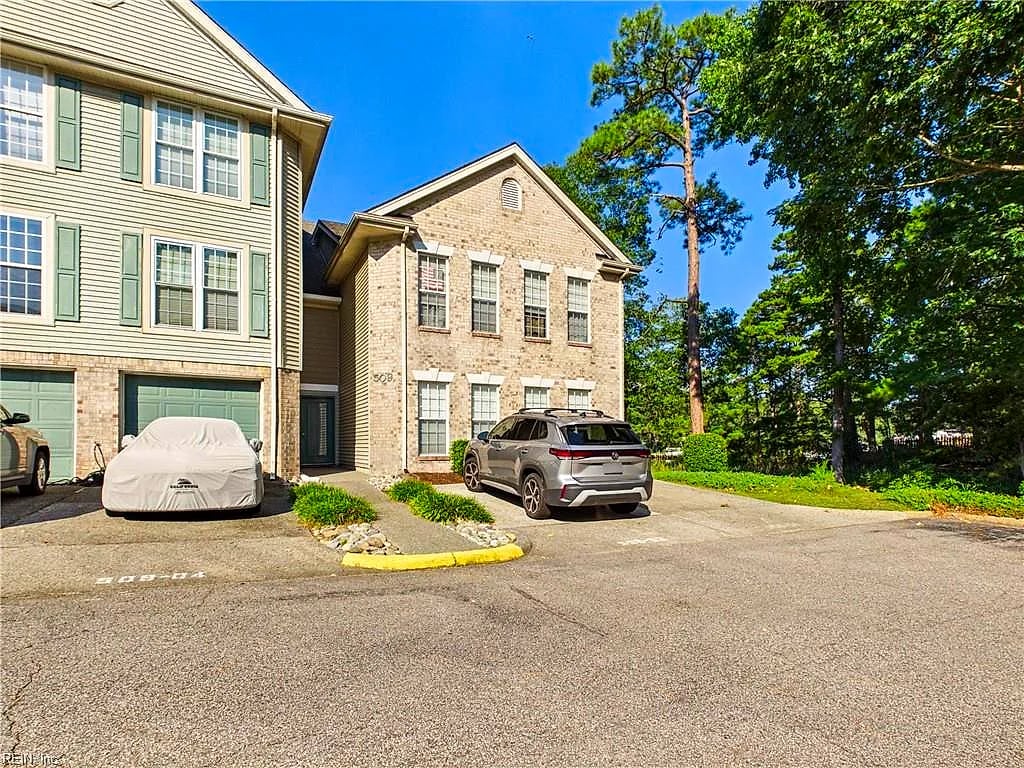 509 Hidden WAY #103, VIRGINIA BEACH VA 23454