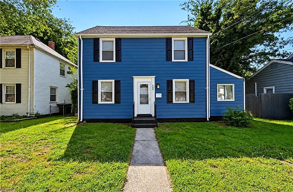 960 15th ST, NEWPORT NEWS VA 23607