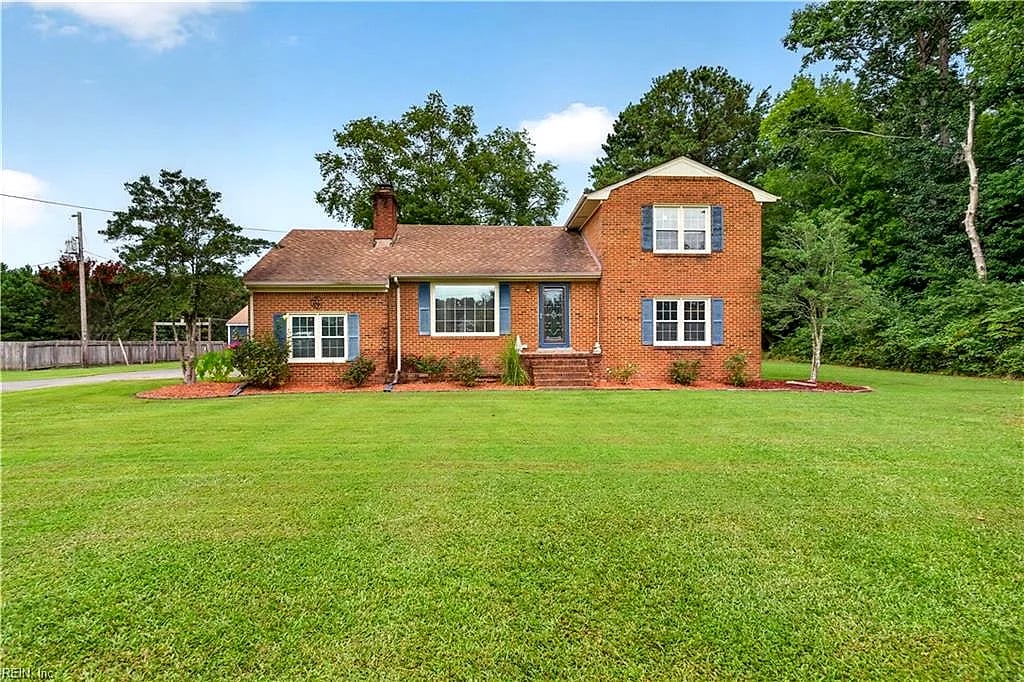 1008 Dutch RD, SUFFOLK VA 23437