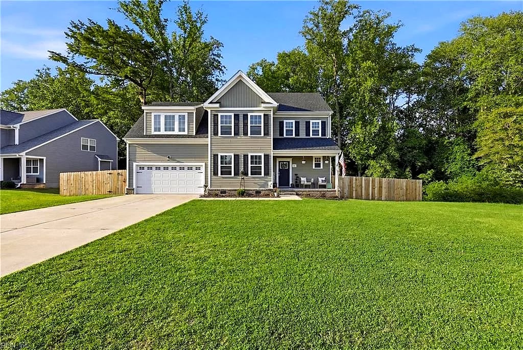 12015 Lena Rose ST, Windsor — 4 bed Residential, 2,200 sqft