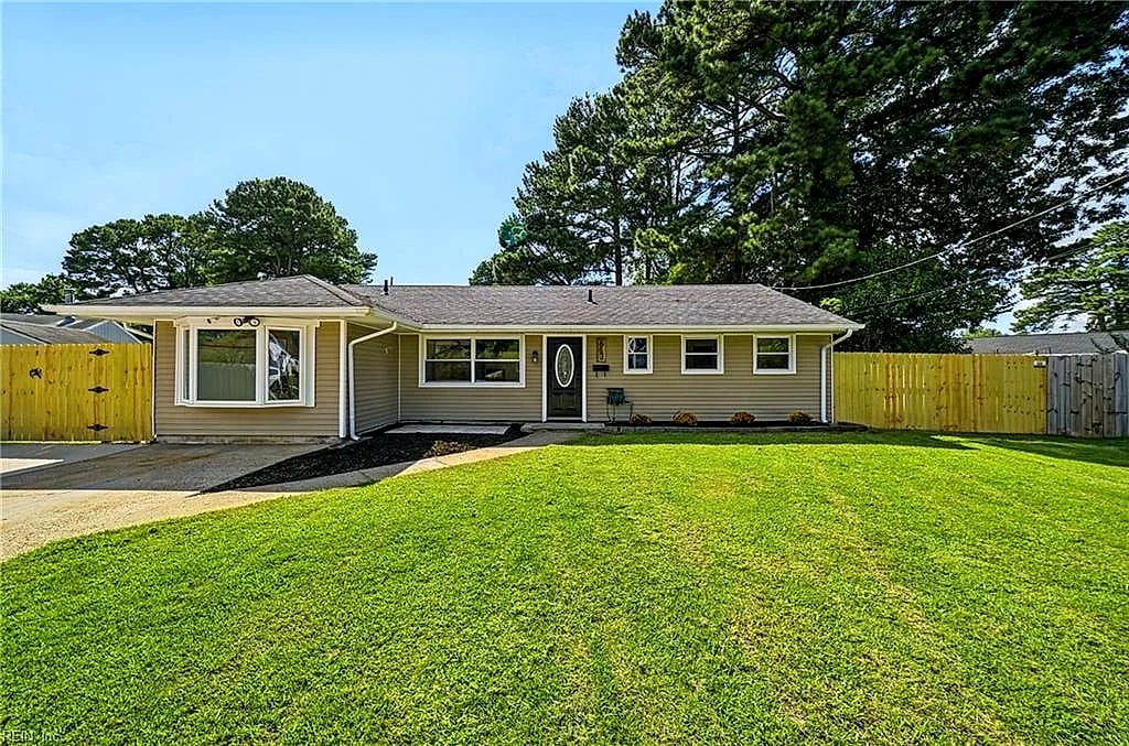 613 De Laura CIR, Virginia Beach — 4 bed Residential, 1,500 sqft