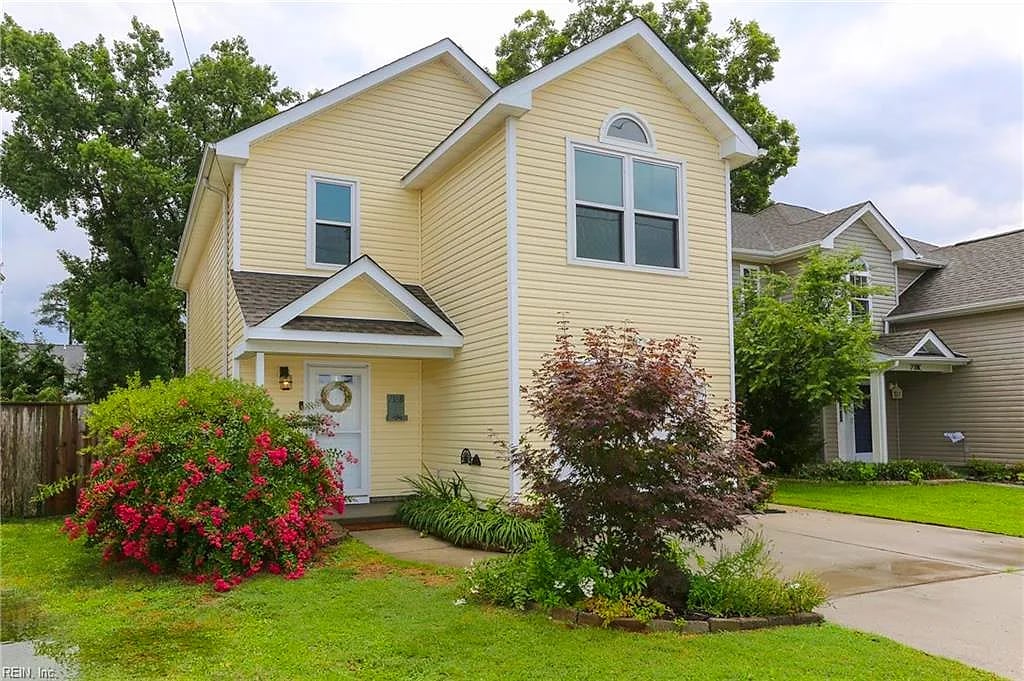 718 14th ST #B, VIRGINIA BEACH VA 23451