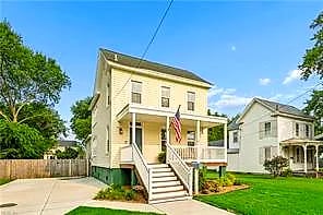 213 Beach RD, HAMPTON VA 23664