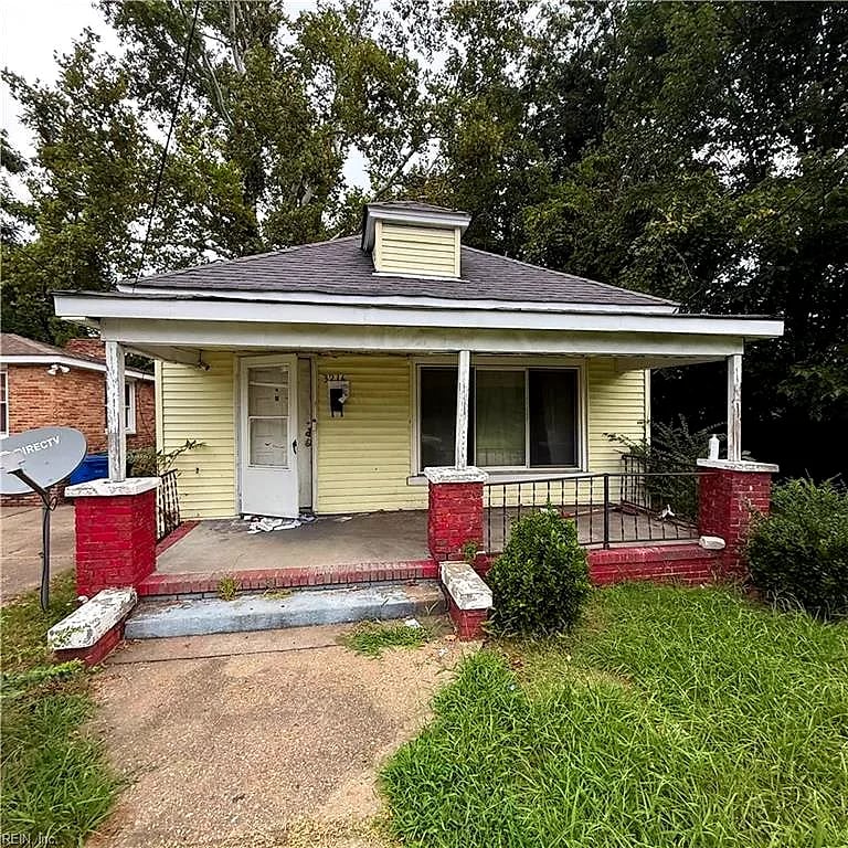 3216 Oak AVE, NEWPORT NEWS VA 23607