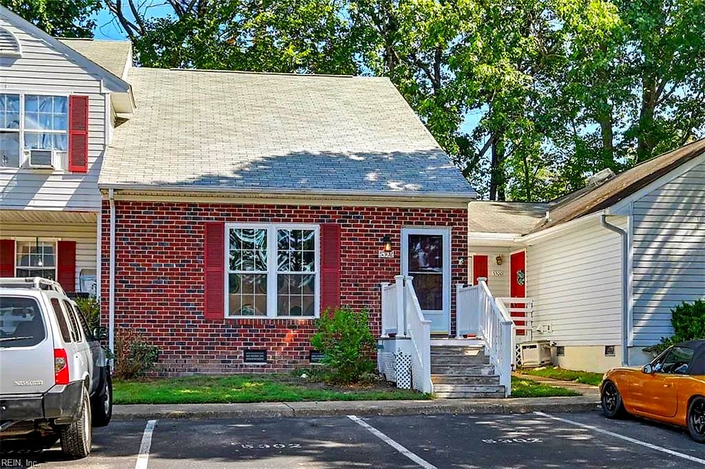 5302 Gardner Ct, Williamsburg, VA