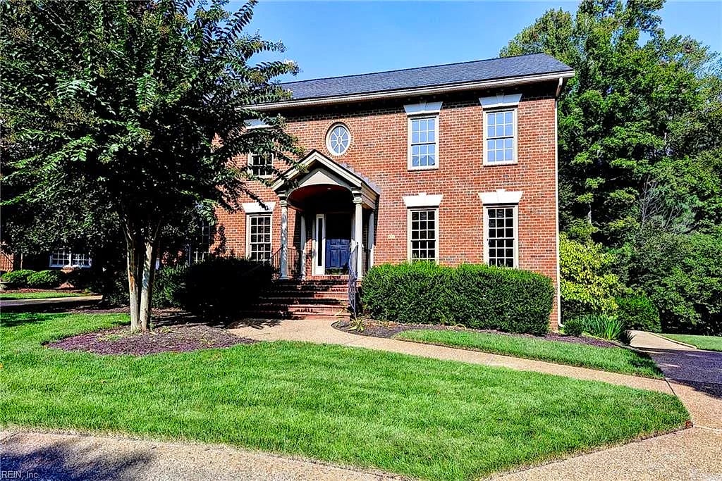 124 Richmond Hill CT, Williamsburg — 4 bed Residential, 4,994 sqft