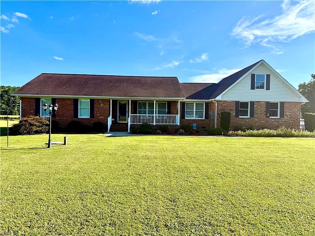 553 N End EST, NORTH VA 23128