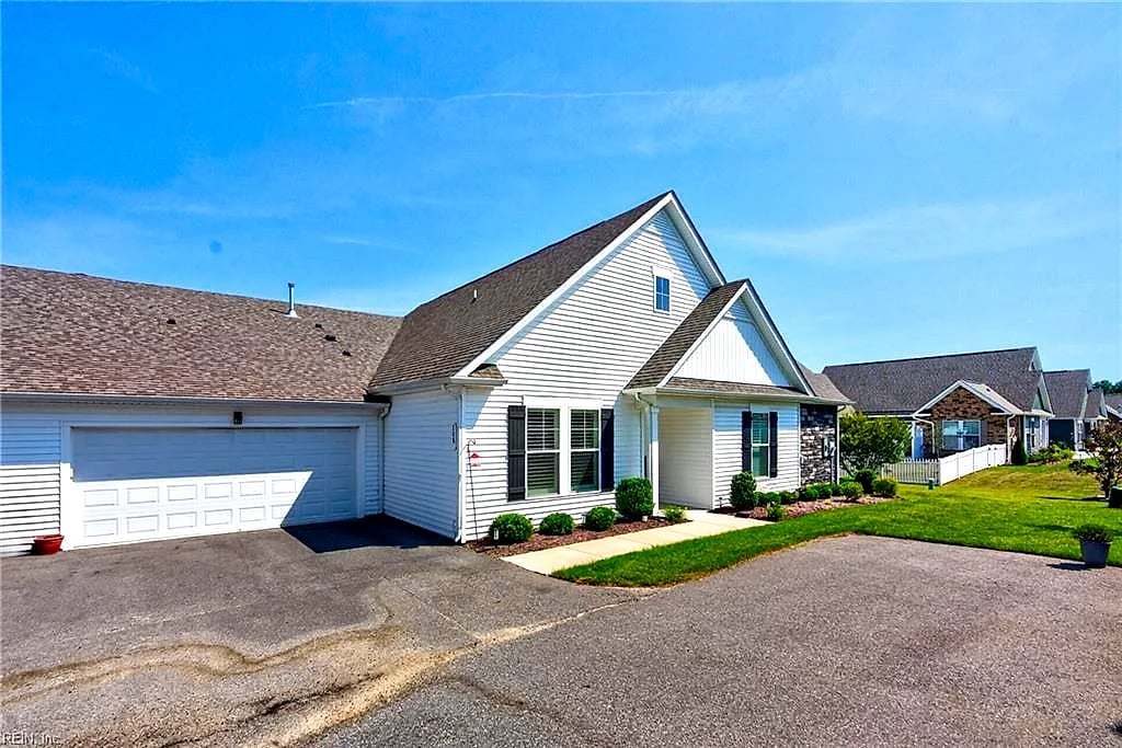 208 Richmond AVE, SMITHFIELD VA 23430
