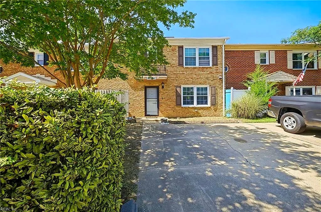4709 Donelson RD, VIRGINIA BEACH VA 23455
