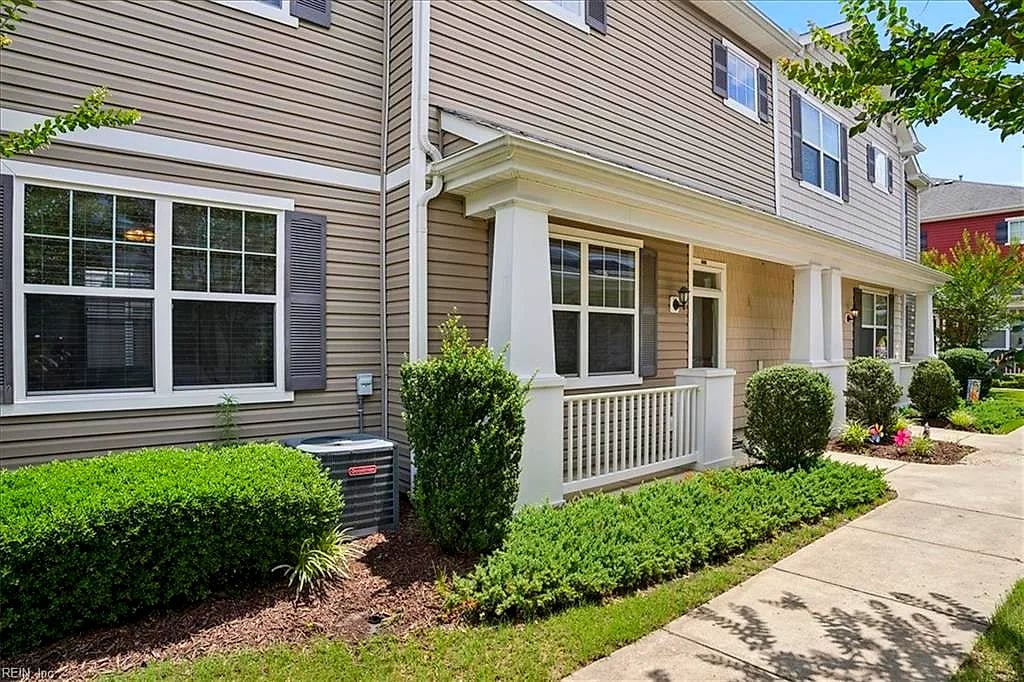 2409 Leytonstone DR, CHESAPEAKE VA 23321