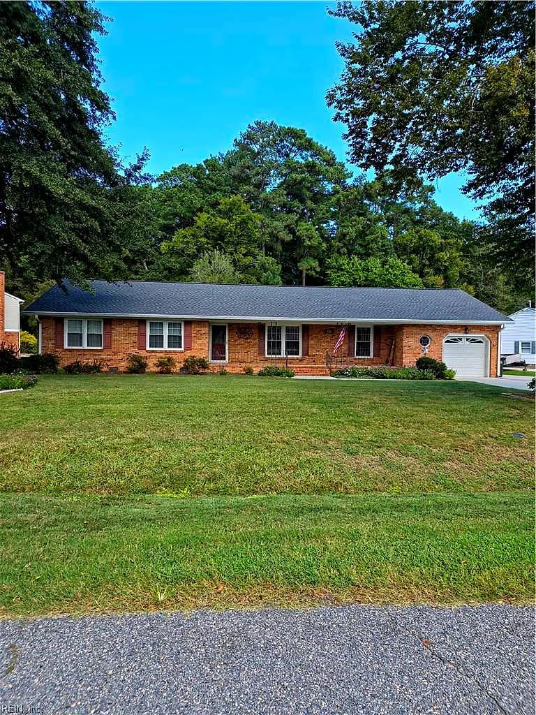 126 Tabb LN, YORKTOWN VA 23693
