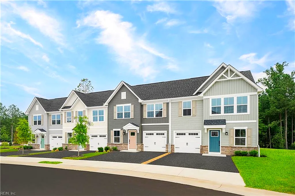 5036 Winding CRK #4D, Williamsburg — 3 bed Residential, 1,628 sqft