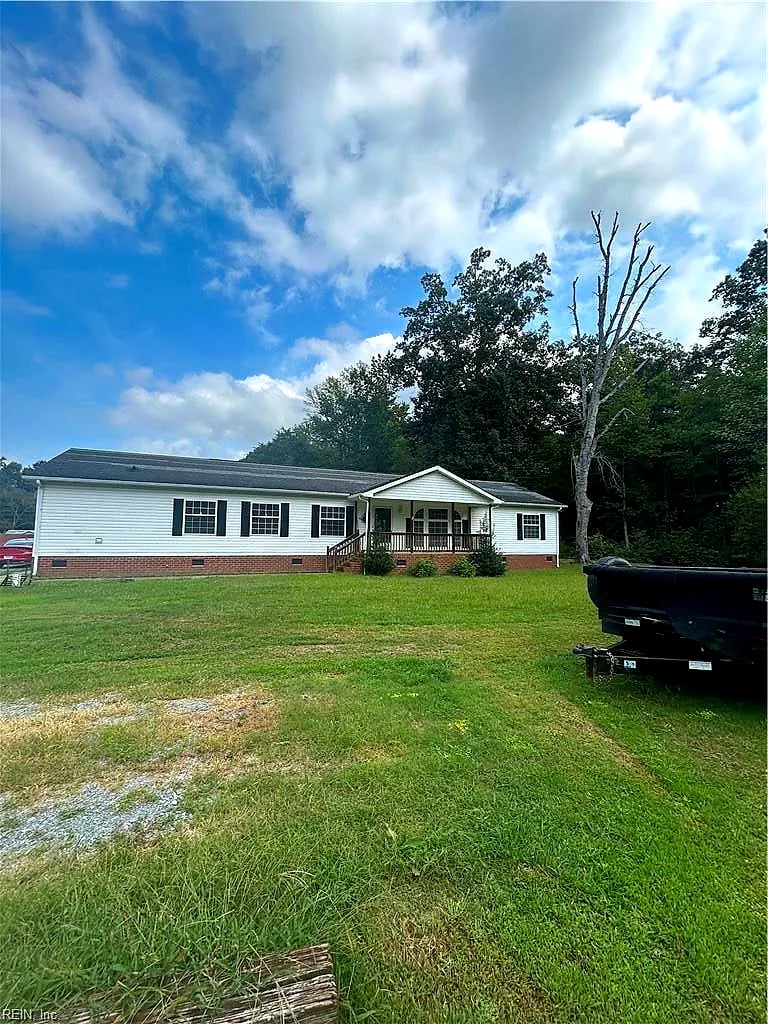 1422 Wilroy RD, SUFFOLK VA 23434