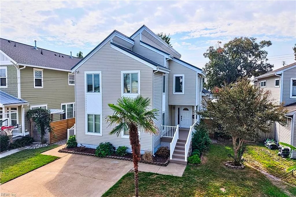 414 Pinewood DR, VIRGINIA BEACH VA 23451