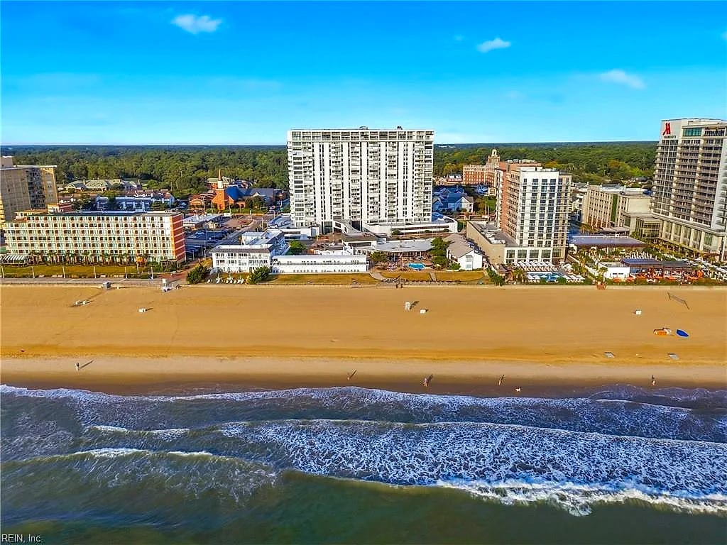 4004 Atlantic AVE #PH11, VIRGINIA BEACH VA 23451