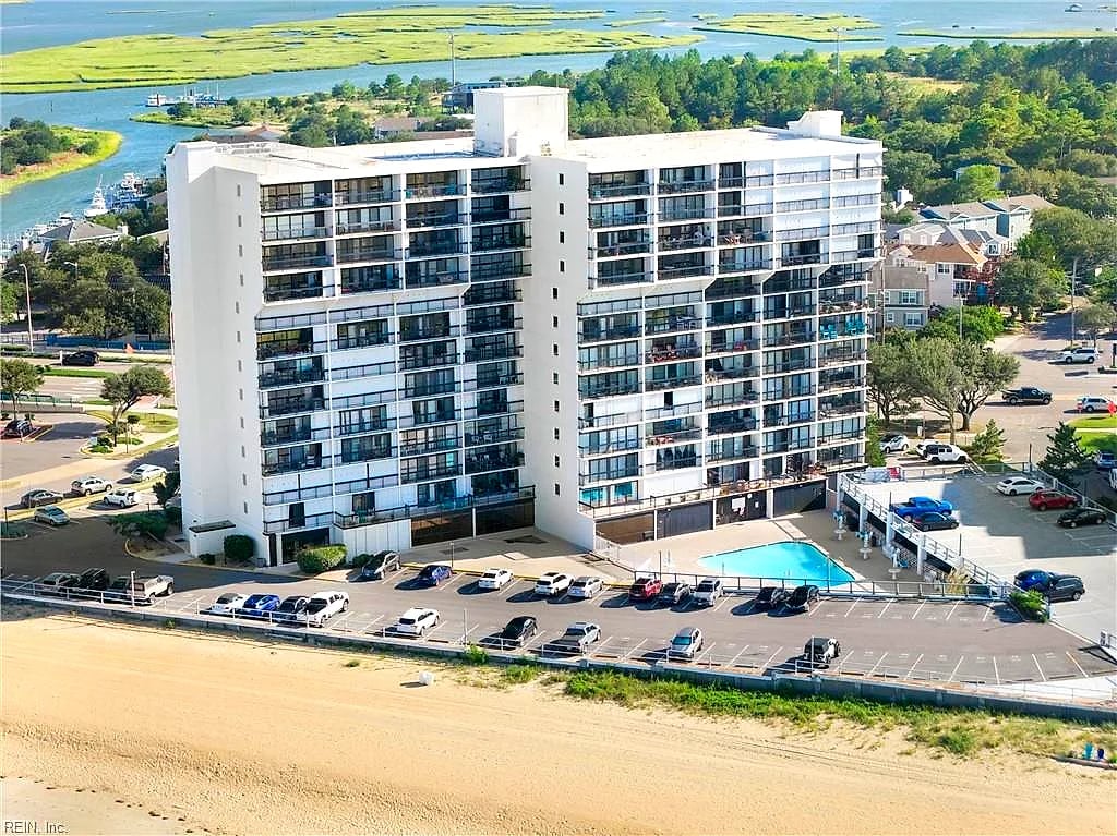 3558 Shore Dr #604, Virginia Beach, VA