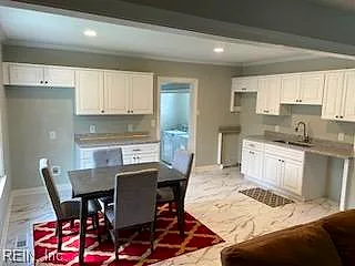327 Wilton AVE, HAMPTON VA 23669