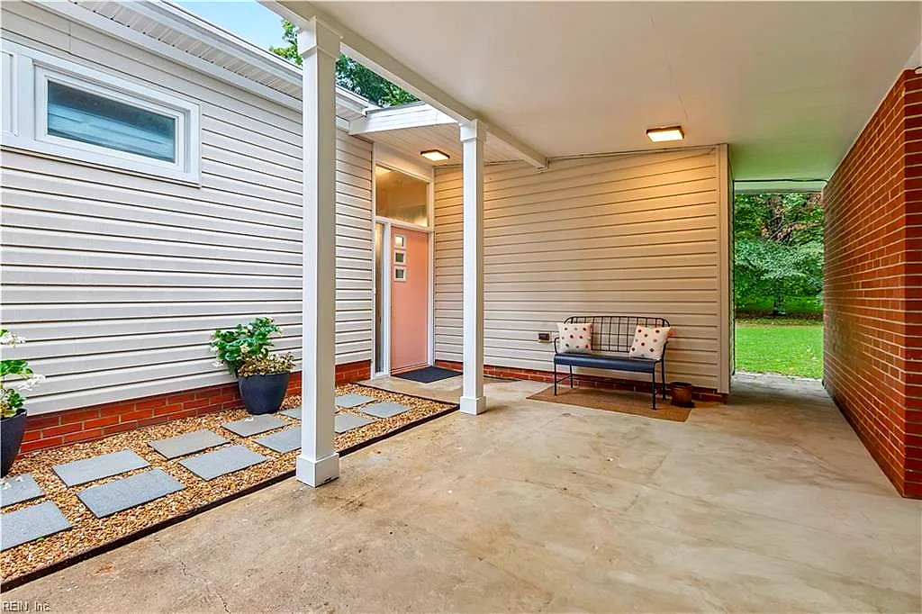 111 National LN, WILLIAMSBURG VA 23185