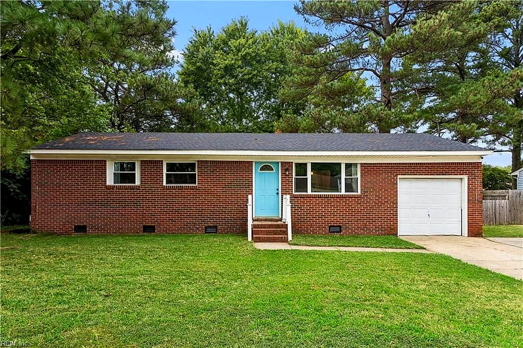 4316 Taylor Rd, Chesapeake, VA