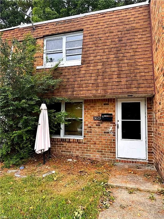 3673 Bancroft Drive Dr, Virginia Beach, VA