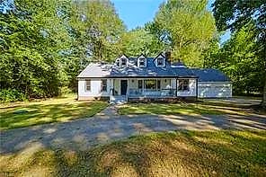 2400 Amie DR, CHESAPEAKE VA 23322