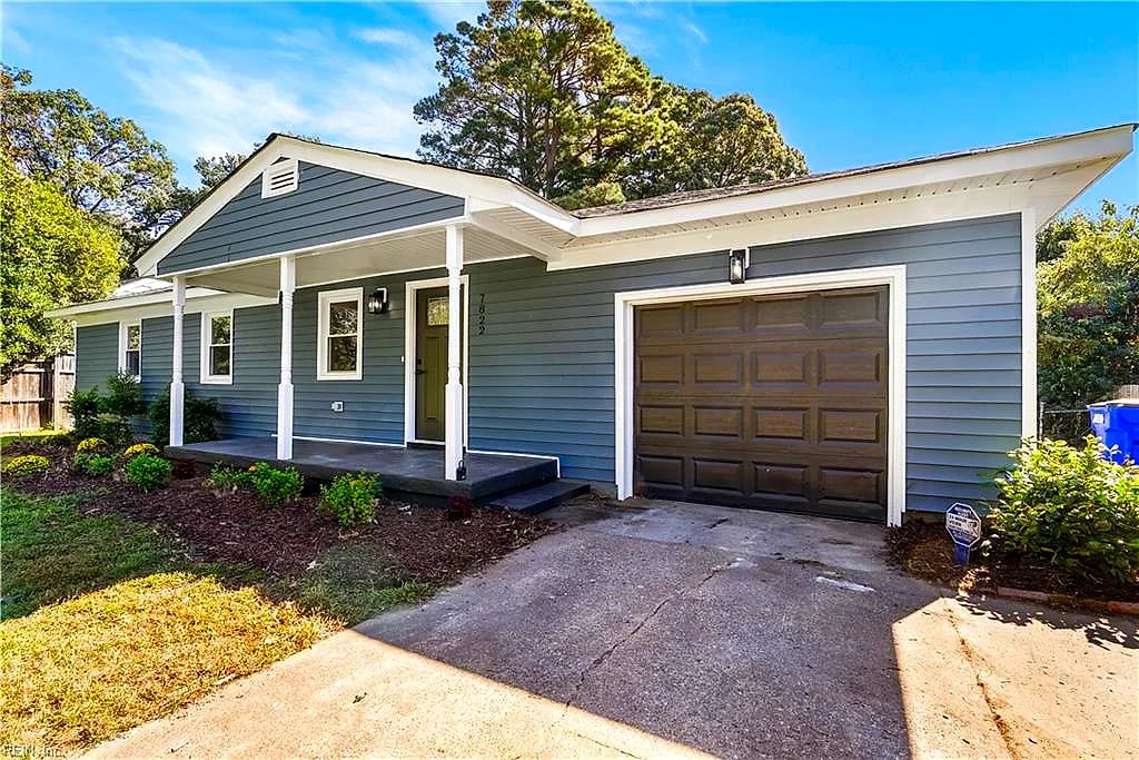7822 Camellia RD, NORFOLK VA 23518