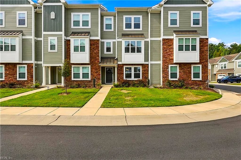 2022 Laycock LN #101, SUFFOLK VA 23435