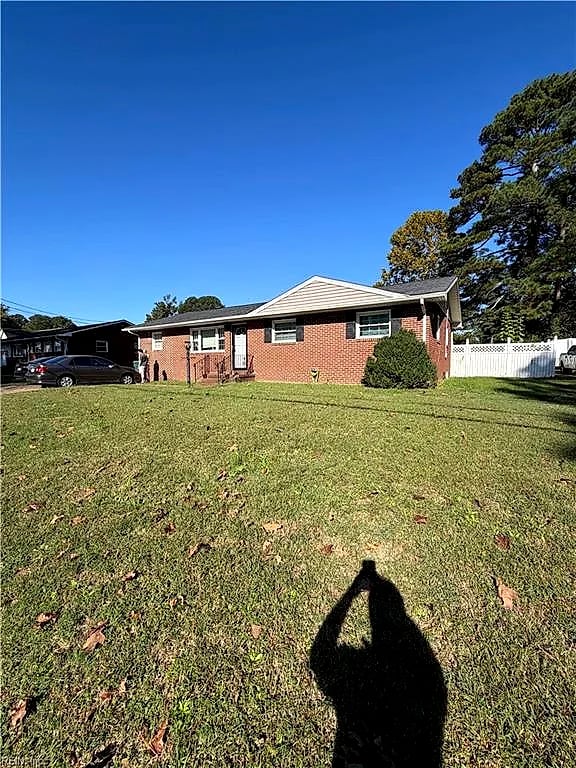 1483 Lipton Cir, Suffolk, VA