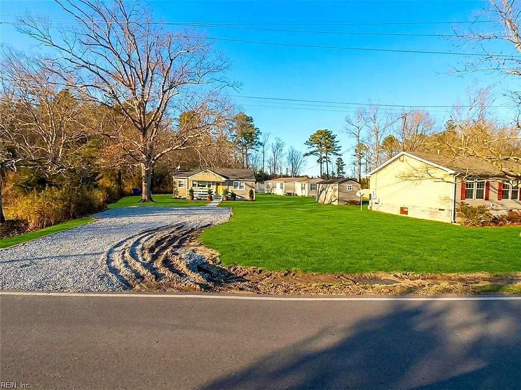 6837 Crittenden Rd, Suffolk, VA