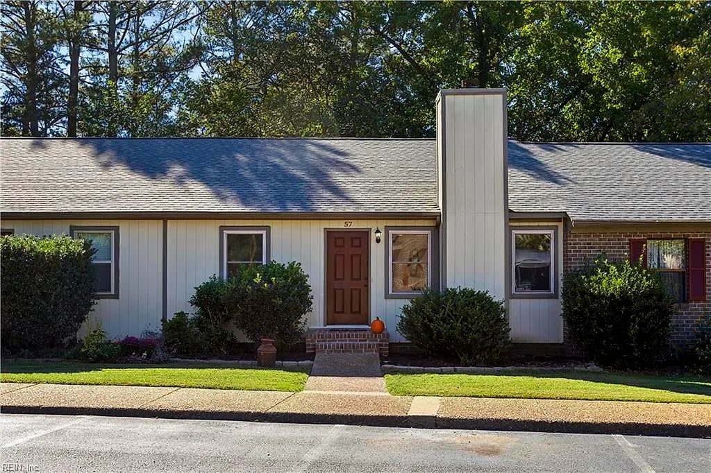 57 James Sq, Williamsburg, VA