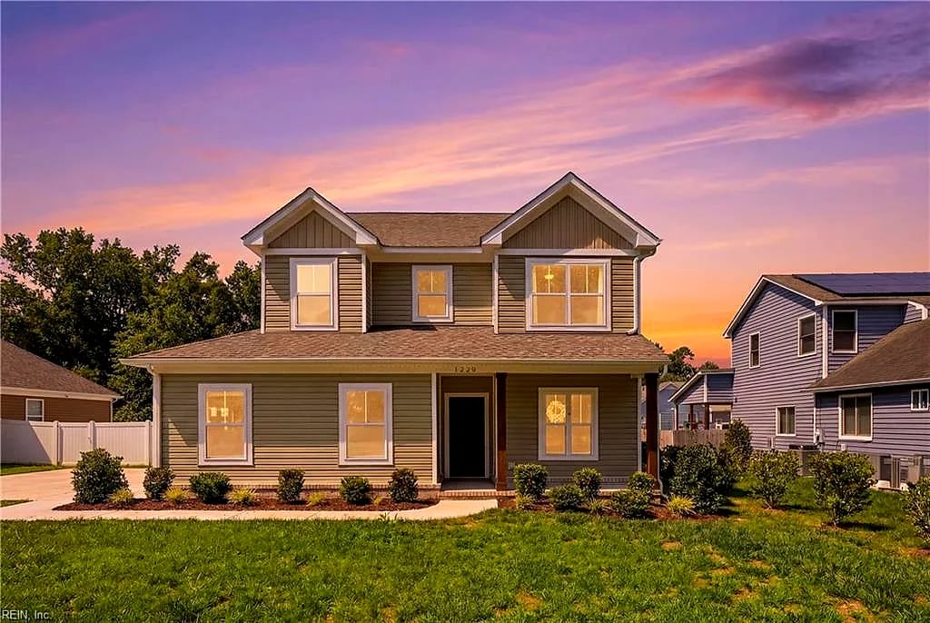 1229 Waters RD, Chesapeake — 4 bed Residential, 2,211 sqft