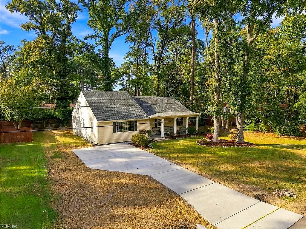 2308 Bidgood Dr, Portsmouth, VA