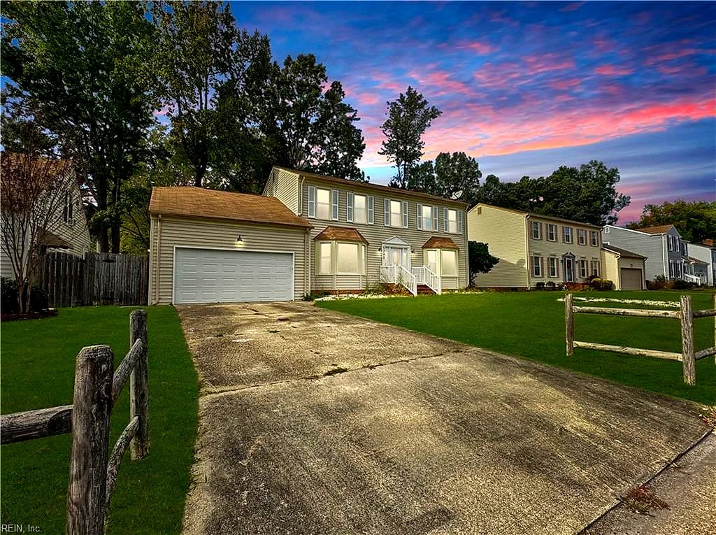 5240 Prestwick St, Virginia Beach, VA