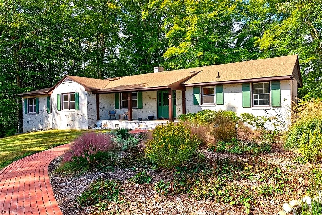 6617 Crittenden RD, Suffolk — 4 bed Residential, 2,291 sqft